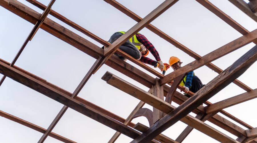 Expert top industrial roofings services in La Fayette, IL